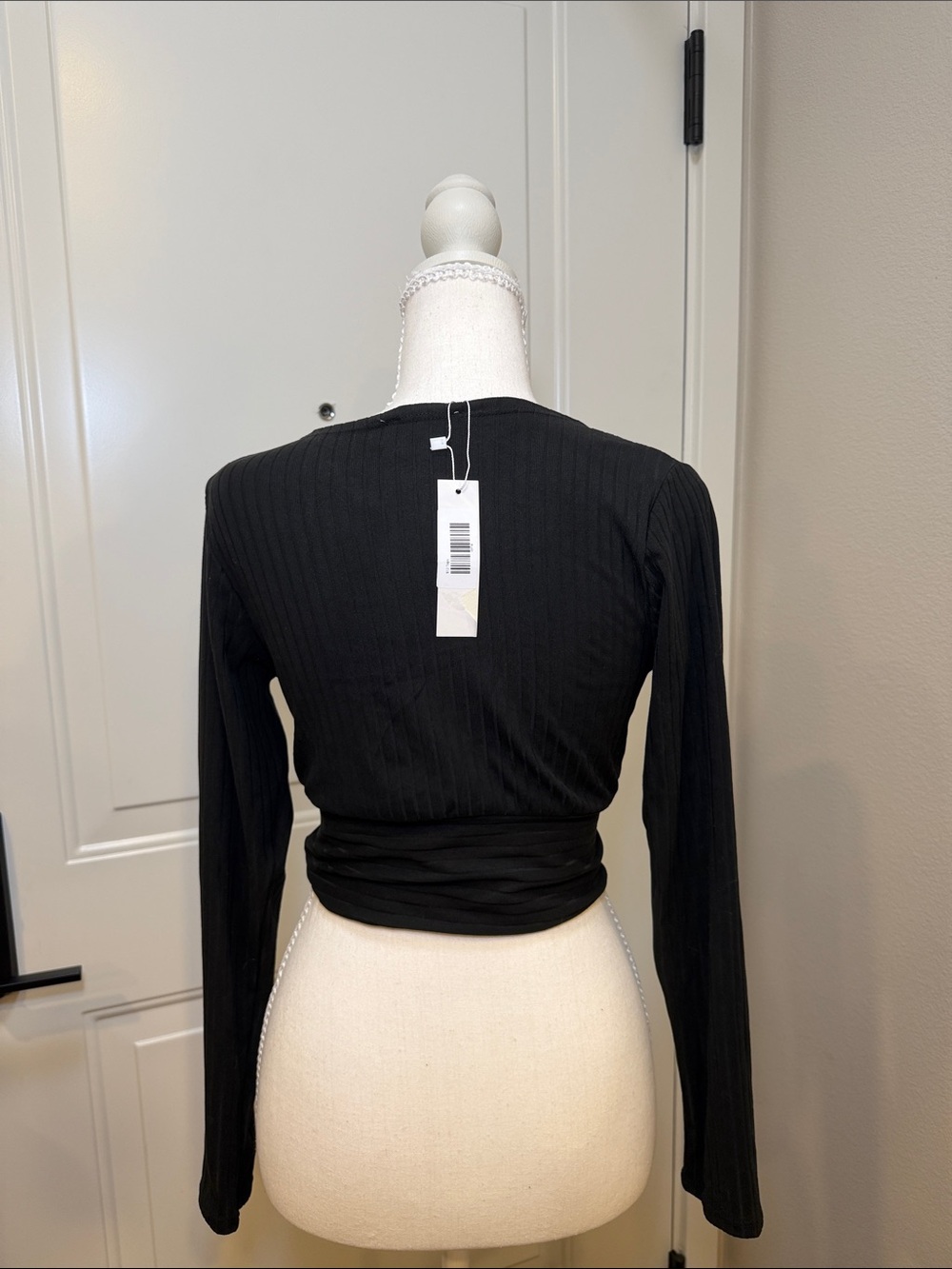 Black Ribbed Wrap-Front Crop Top - Picture 4 of 6